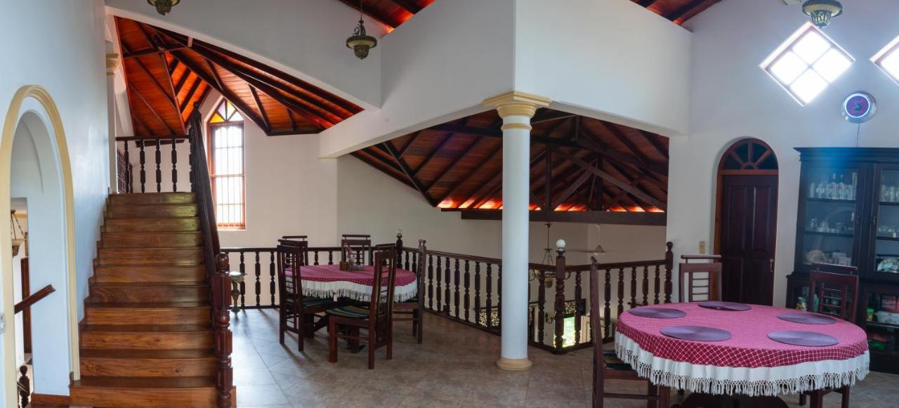 Simon'S Lodge Hikkaduwa Εξωτερικό φωτογραφία